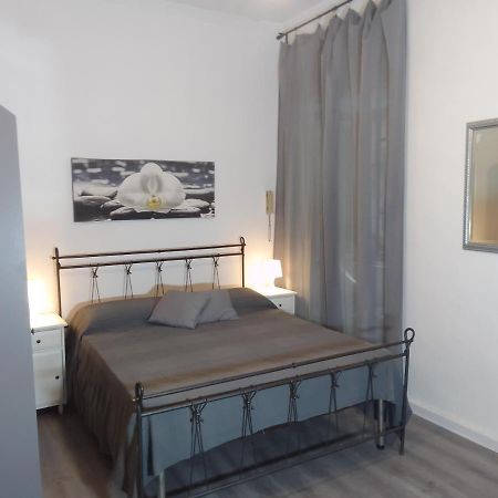 La Storica Apartment Naples Luaran gambar