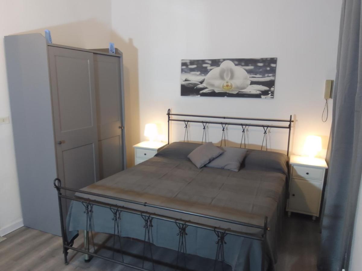 La Storica Apartment Naples Luaran gambar