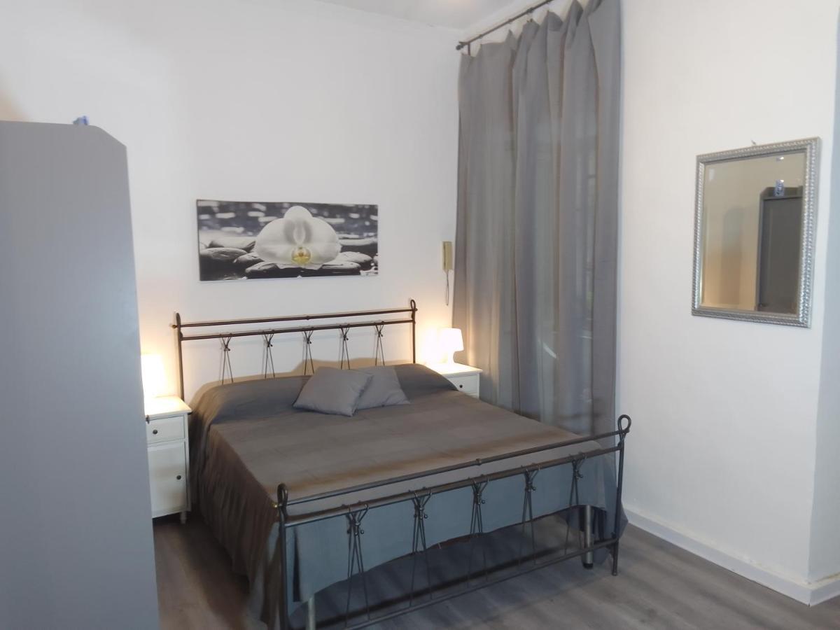 La Storica Apartment Naples Luaran gambar
