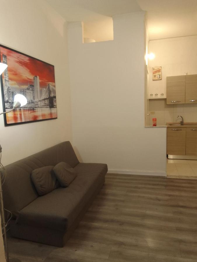 La Storica Apartment Naples Luaran gambar